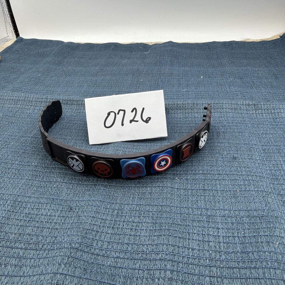THE MARVEL EXPERIENCE WRIST BAND / BRACELET, Black, Charm Badge Icon